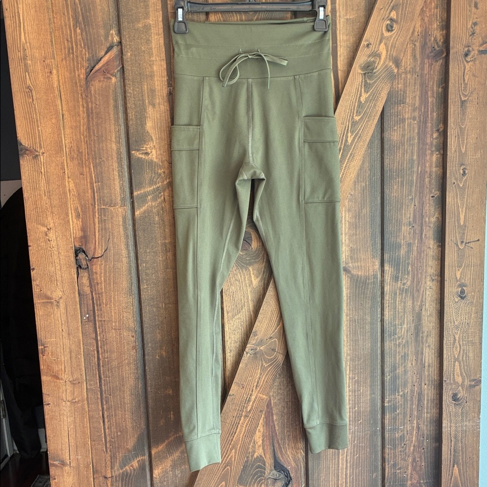 Eddie Bauer Forest Green Casual Joggers